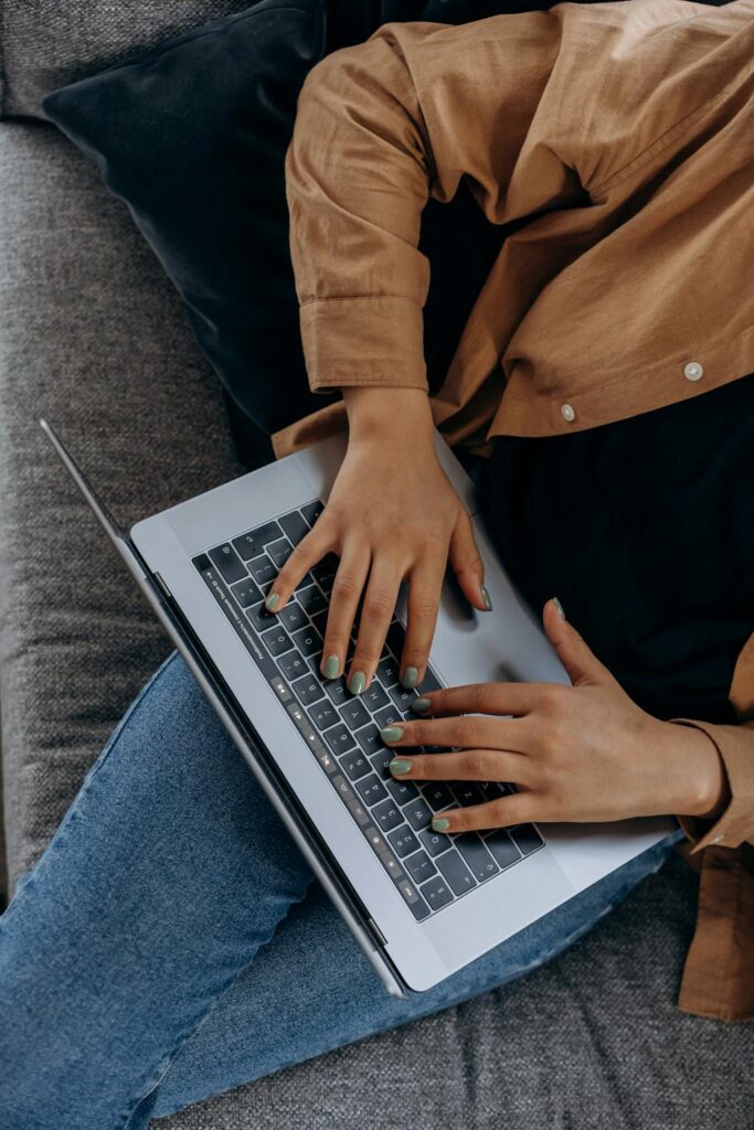 A therapist in online therapy
